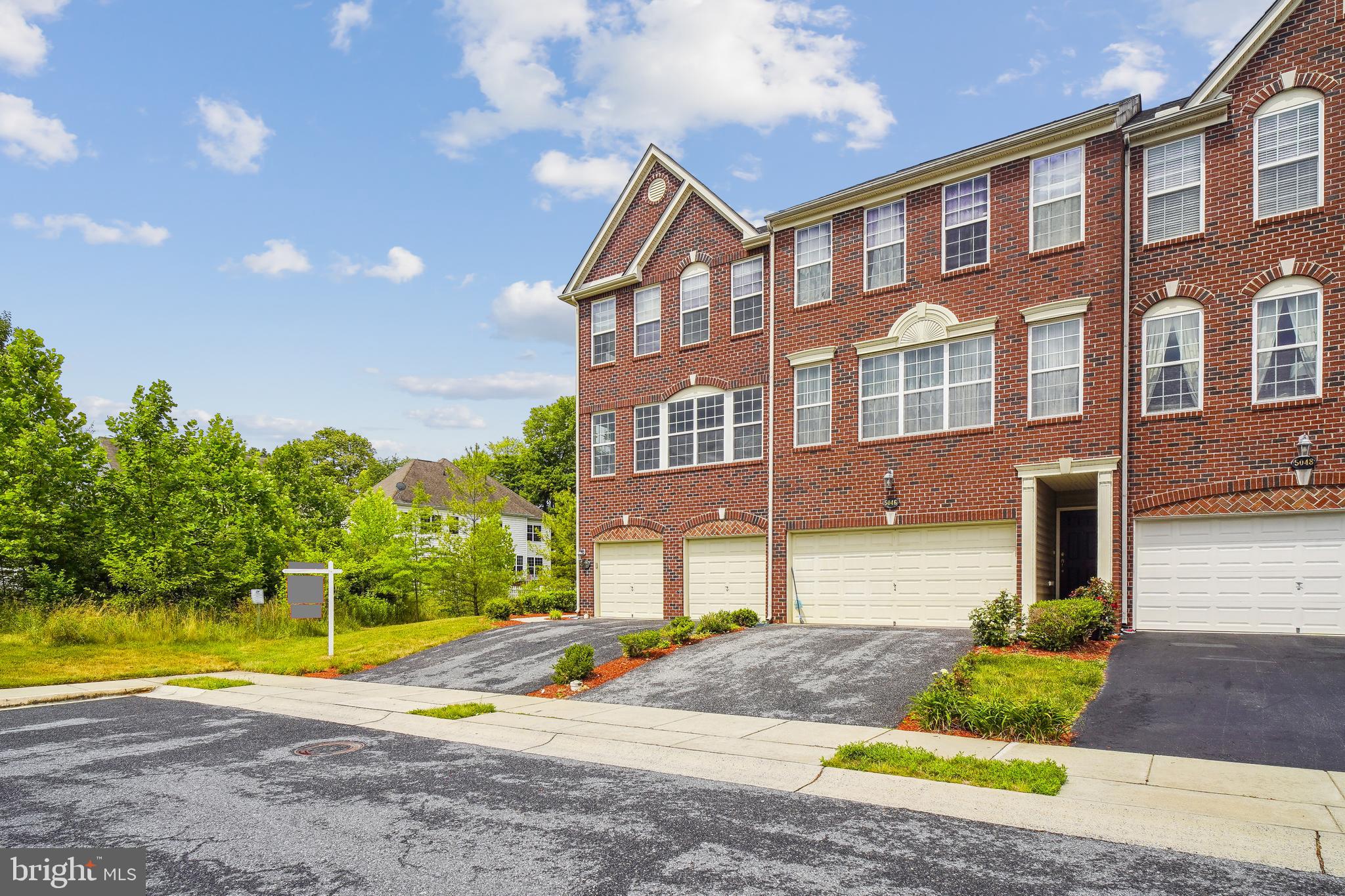 5044 Wesley Square Frederick, MD 21703 - Photo 4 of 46