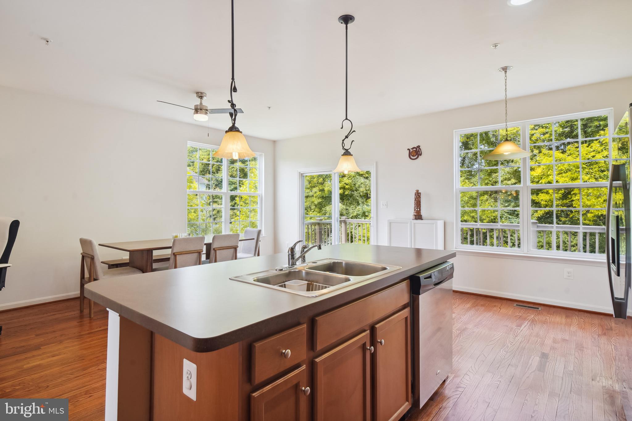 5044 Wesley Square Frederick, MD 21703 - Photo 7 of 46 Large Kitchen with Island