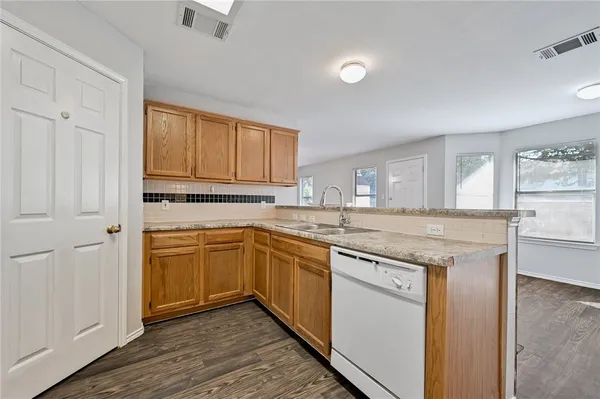 $2,395 | 1311 Tetbury Lane, Austin, TX 78748