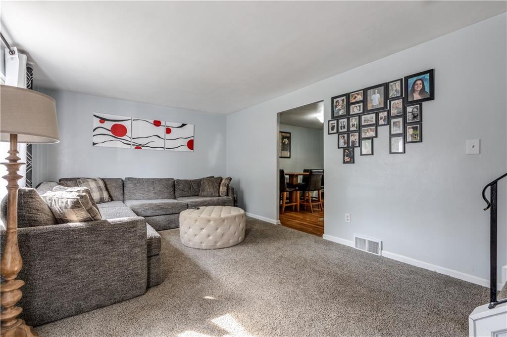 891 Blue Ridge Road Pittsburgh, PA 15239 - Photo 2 of 14 Gallery Image 2