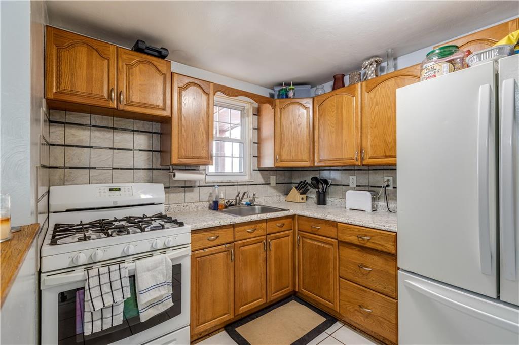 891 Blue Ridge Road Pittsburgh, PA 15239 - Photo 6 of 14 Gallery Image 6