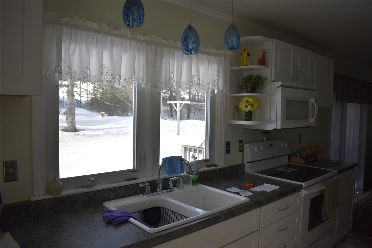 146 Dells Road Littleton, NH 03561 - Photo 11 of 32