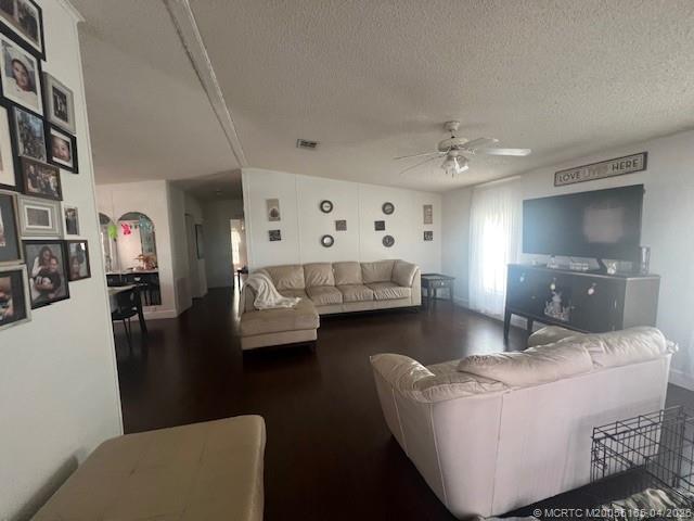 3430 Bayridge Road Lantana, FL 33462 - Photo 6 of 46