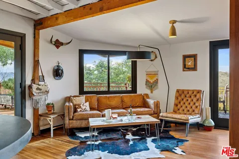 $2,975,000 | 1551 Penny Road, Topanga, CA 90290