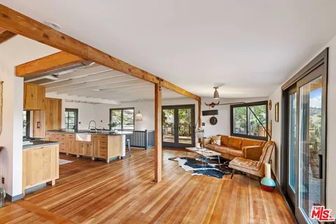 $2,975,000 | 1551 Penny Road, Topanga, CA 90290