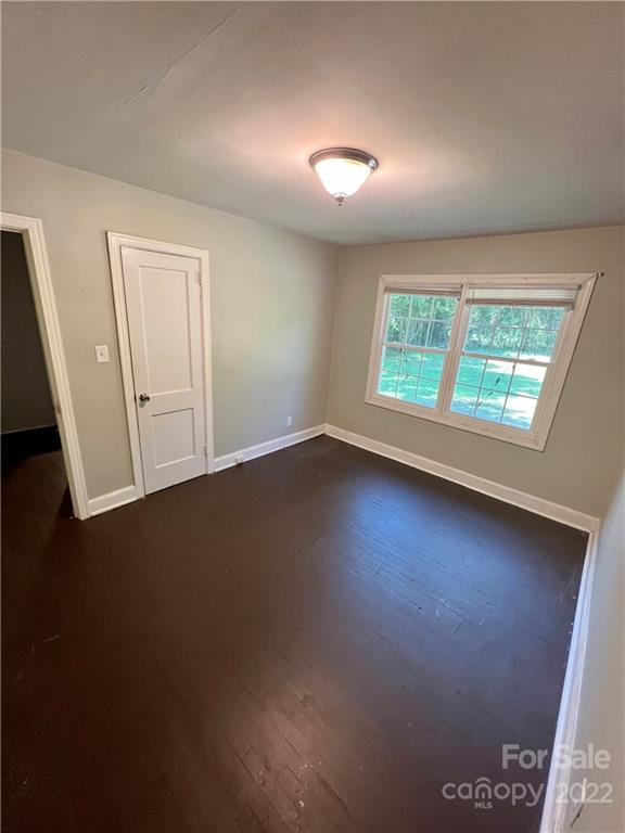 1425 Remount Road Charlotte, NC 28208 - Photo 5 of 11 Gallery Image 5