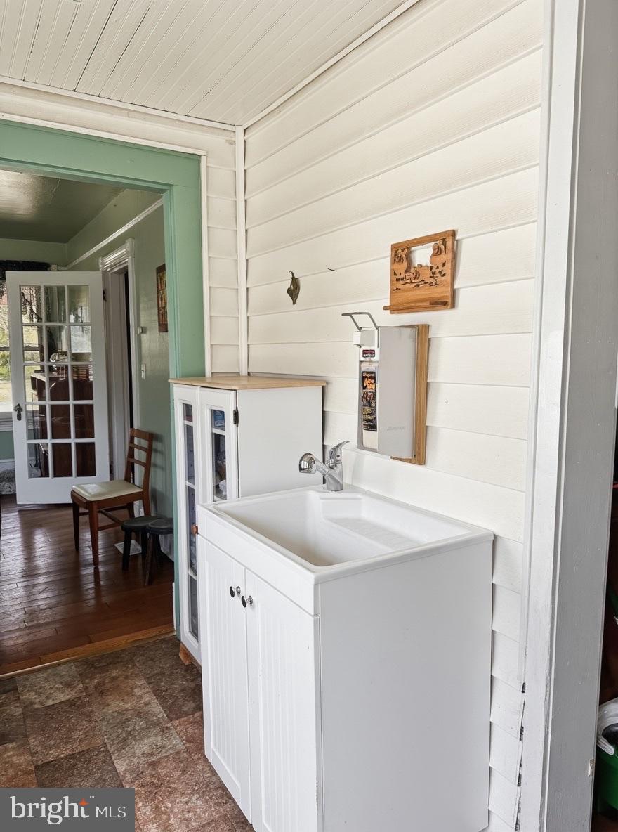 36 Martin Diggs Way Onemo, VA 23130 - Photo 16 of 64 a bathroom with a sink and a mirror