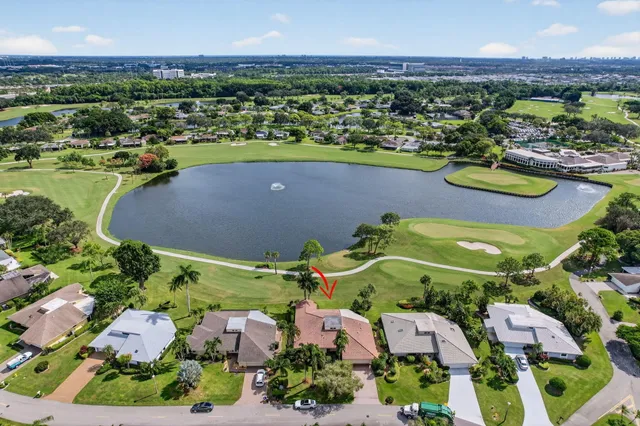 $945,000 | 13872 Greensview Drive, Palm Beach Gardens, FL 33418