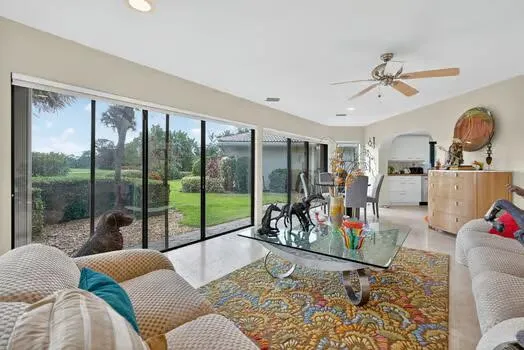 $945,000 | 13872 Greensview Drive, Palm Beach Gardens, FL 33418