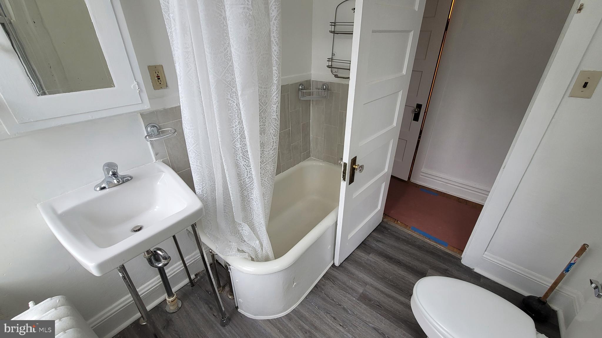 324 Spring Street, Unit 1 Reading, PA 19601 - Photo 13 of 45 Gallery Image 13