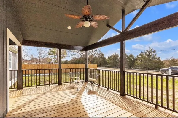 $269,900 | 583 Hillcrest Circle, Gordonville, TX 76245