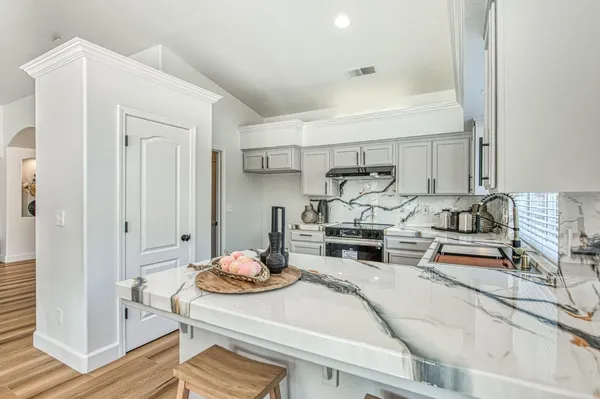 $449,900 | 4994 West Decatur Avenue, Fresno, CA 93722