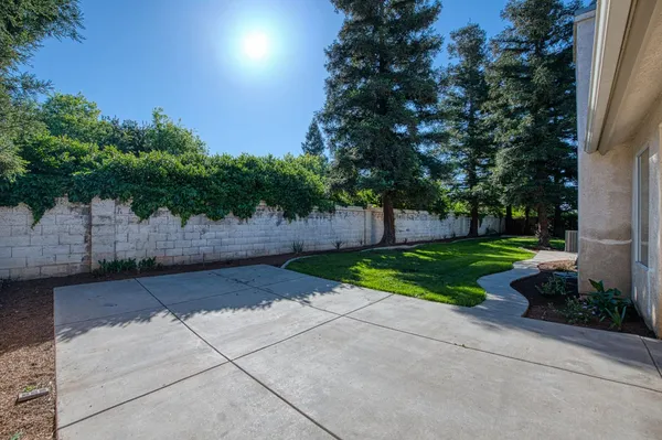 $449,900 | 4994 West Decatur Avenue, Fresno, CA 93722