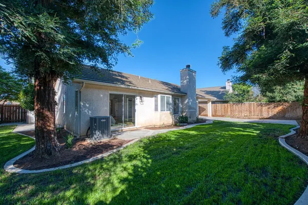 $449,900 | 4994 West Decatur Avenue, Fresno, CA 93722