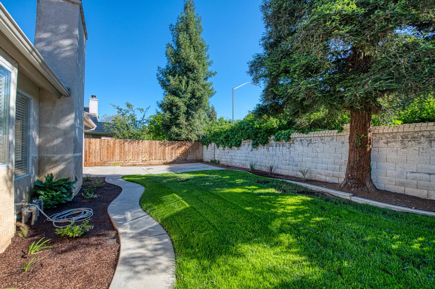 4994 West Decatur Avenue Fresno, CA 93722 - Photo 40 of 45