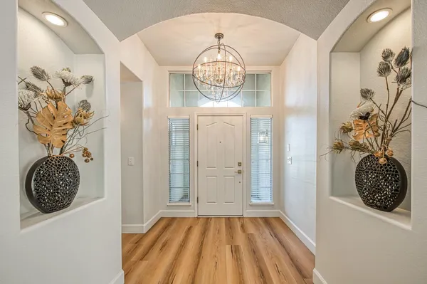 $449,900 | 4994 West Decatur Avenue, Fresno, CA 93722