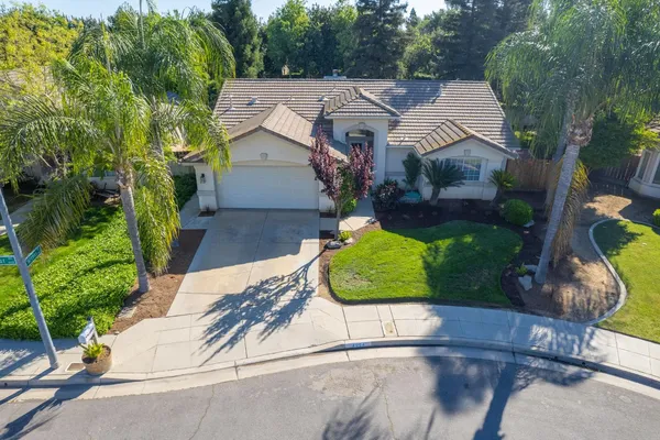 $449,900 | 4994 West Decatur Avenue, Fresno, CA 93722