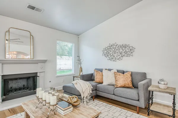 $449,900 | 4994 West Decatur Avenue, Fresno, CA 93722