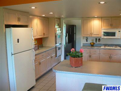 9404 North County Line Road East Auburn, IN 46706 - Photo 8 of 28