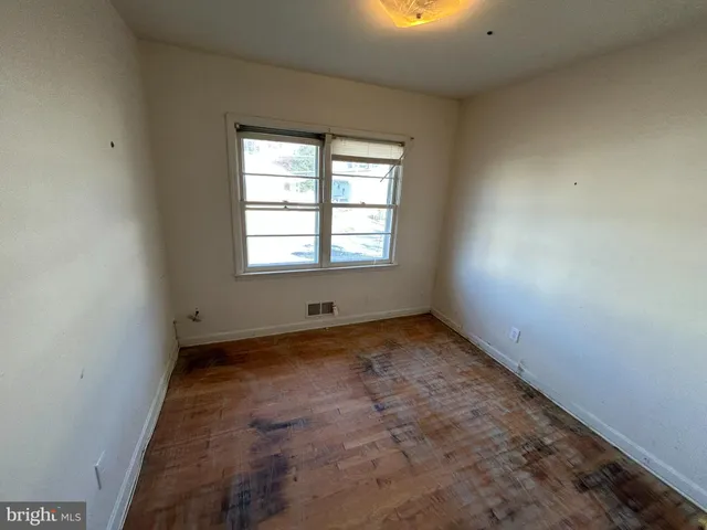 $155,000 | 323 3rd Avenue, Baltimore, MD 21227