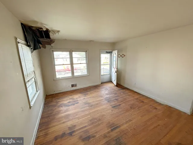 $155,000 | 323 3rd Avenue, Baltimore, MD 21227