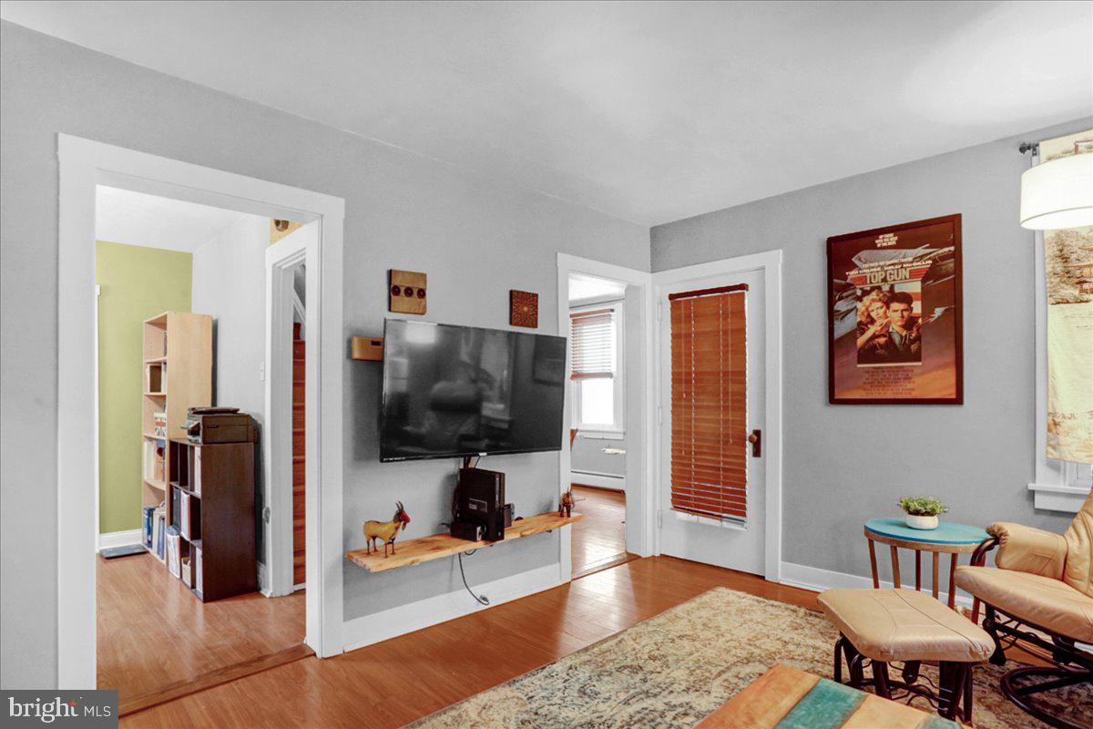 319 South Broad Street Lititz, PA 17543 - Photo 5 of 32