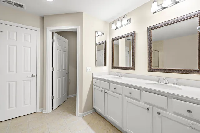 $500,000 | 21946 West Tori Lane, Deer Park, IL 60010