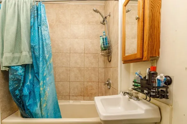 $550,000 | 185 Park Street, Gardner, MA 01440