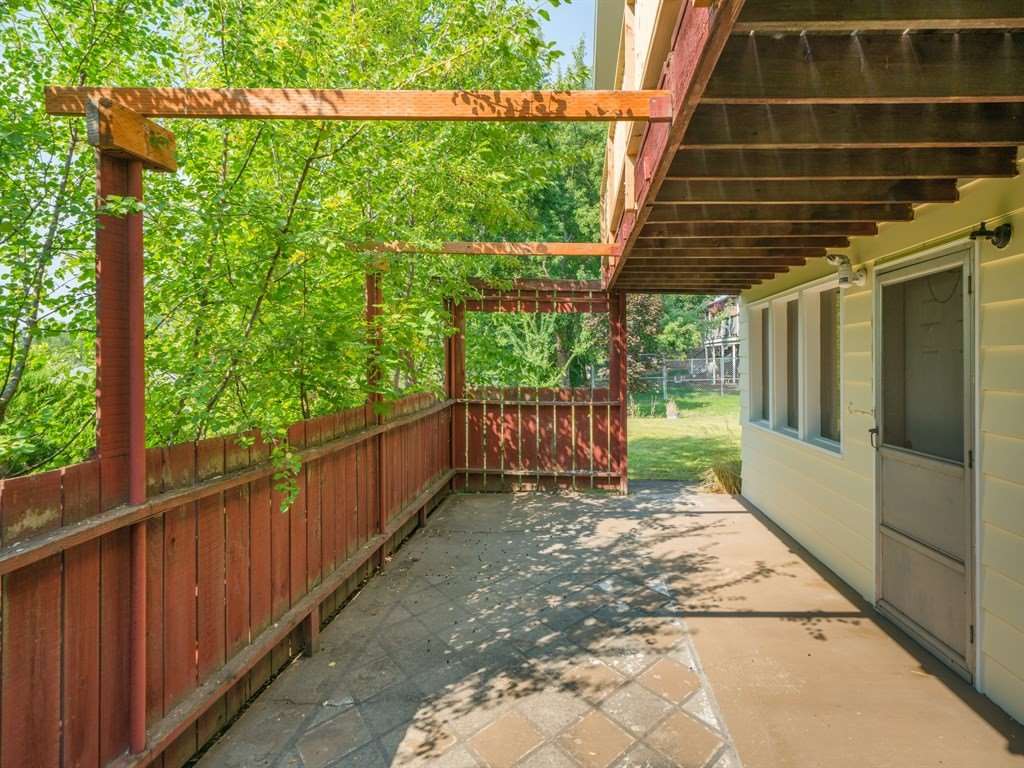 1419 North Mesa Road Spokane Valley, WA 99212 - Photo 18 of 20 Gallery Image 18