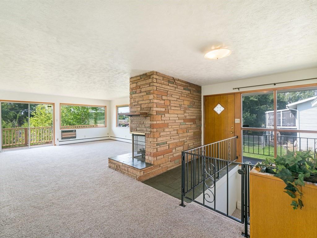 1419 North Mesa Road Spokane Valley, WA 99212 - Photo 3 of 20 Gallery Image 3