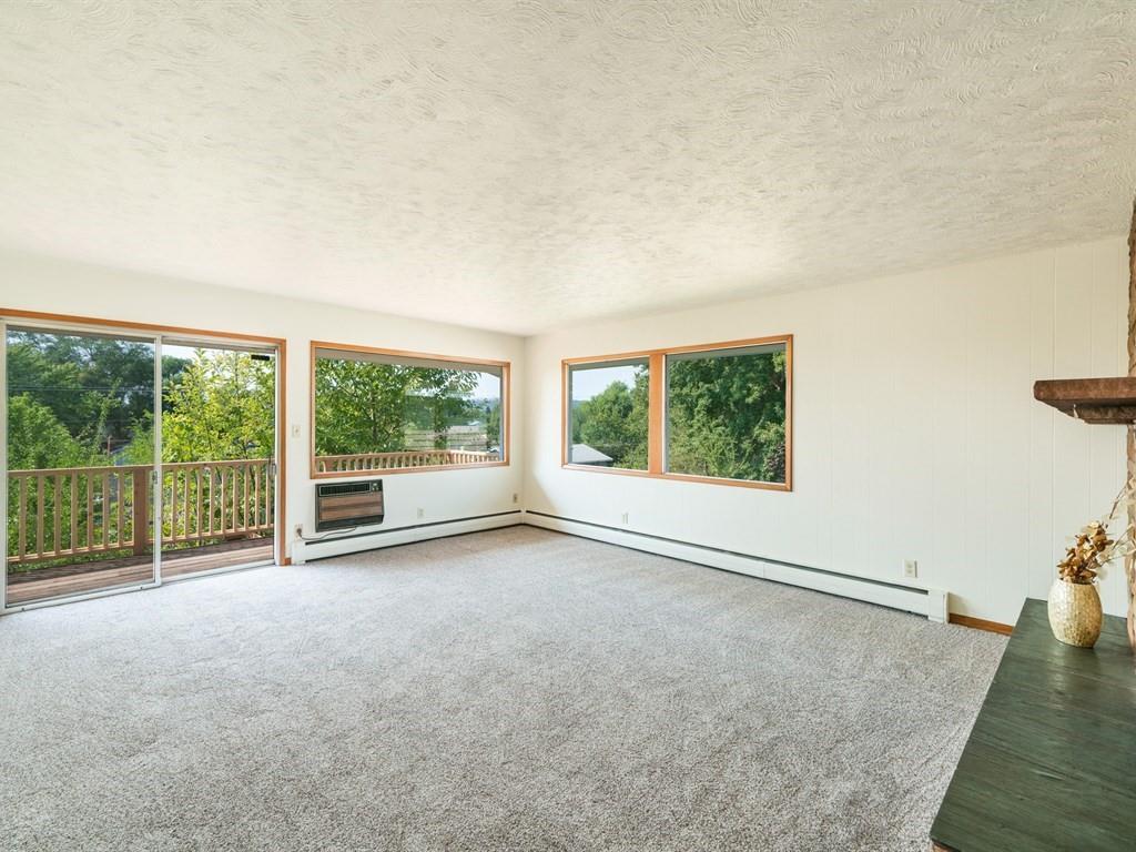 1419 North Mesa Road Spokane Valley, WA 99212 - Photo 4 of 20 Gallery Image 4