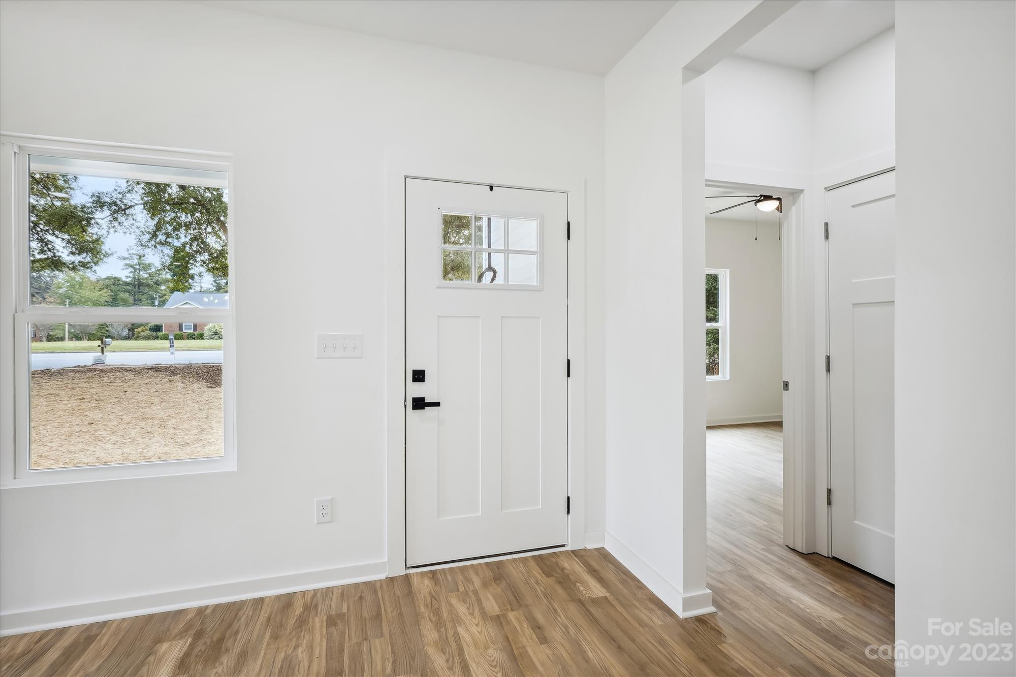 2027 India Hook Road Rock Hill, SC 29732 - Photo 8 of 36 Gallery Image 8