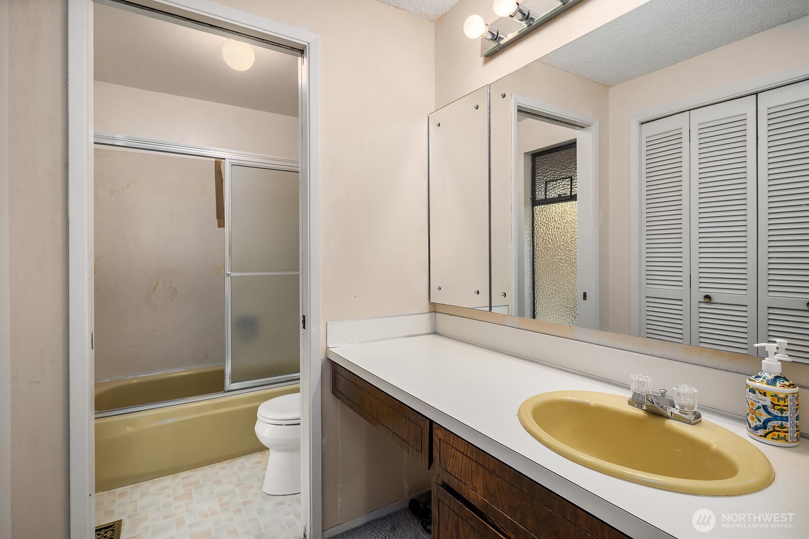 16169 Southeast 146th Place Renton, WA 98059 - Photo 17 of 34 Gallery Image 17