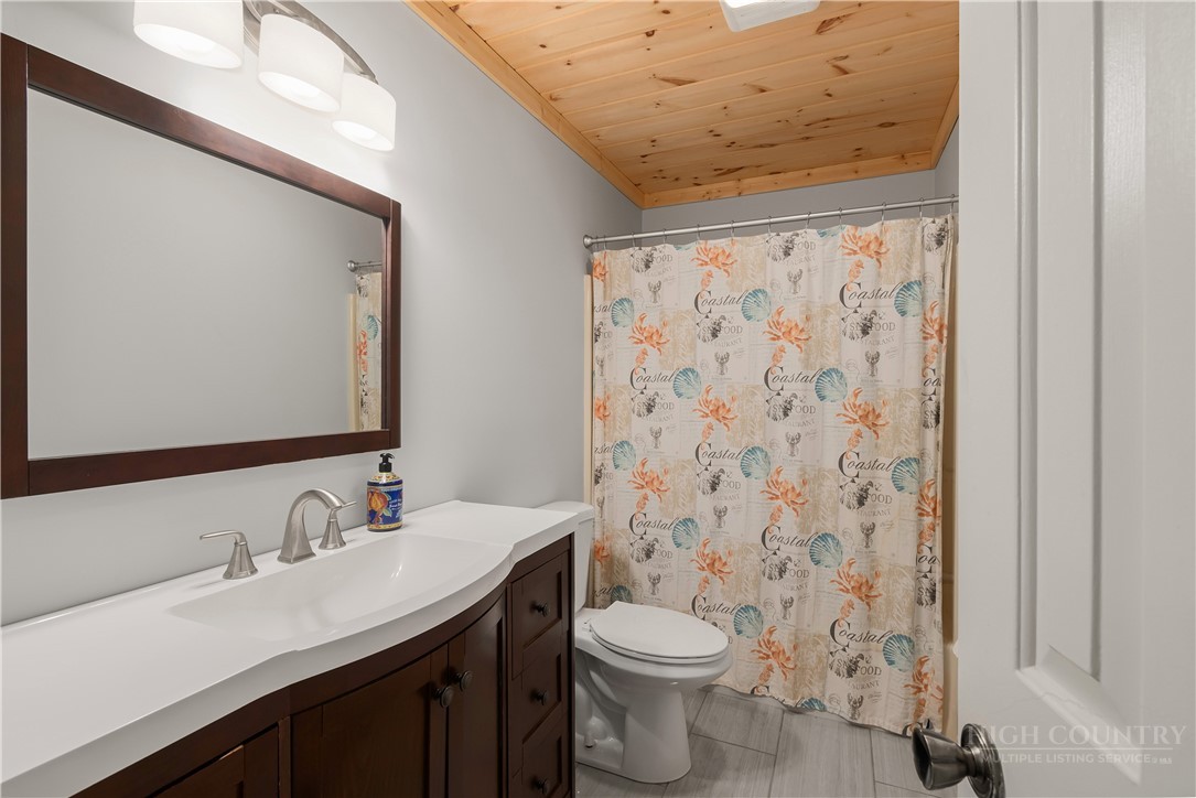 108 Windridge Road Beech Mountain, NC 28604 - Photo 21 of 49
