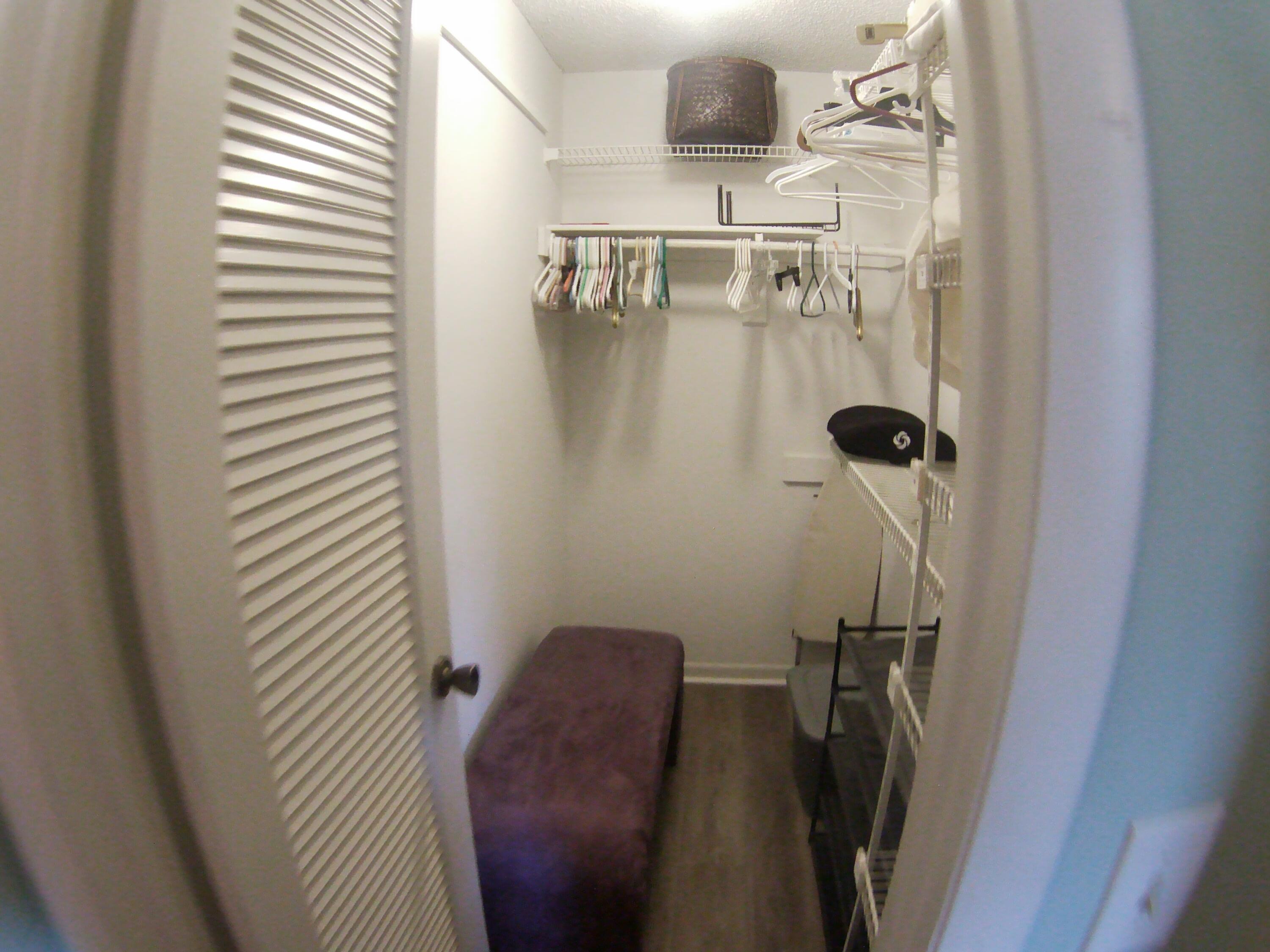 571 Capri L Delray Beach, FL 33484 - Photo 28 of 33 a close view of a bathroom