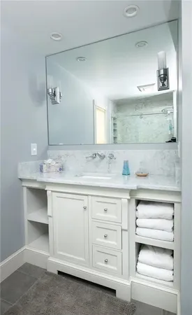 $3,250 | 163 Morrison Avenue, Middletown, RI 02842