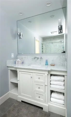 $3,250 | 163 Morrison Avenue, Middletown, RI 02842