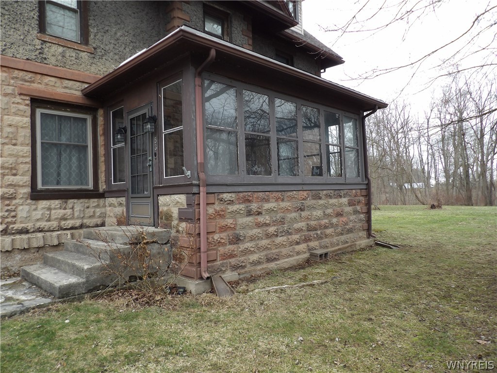 53 Church Street Yates, NY 14098 - Photo 4 of 43 Front porch exterior