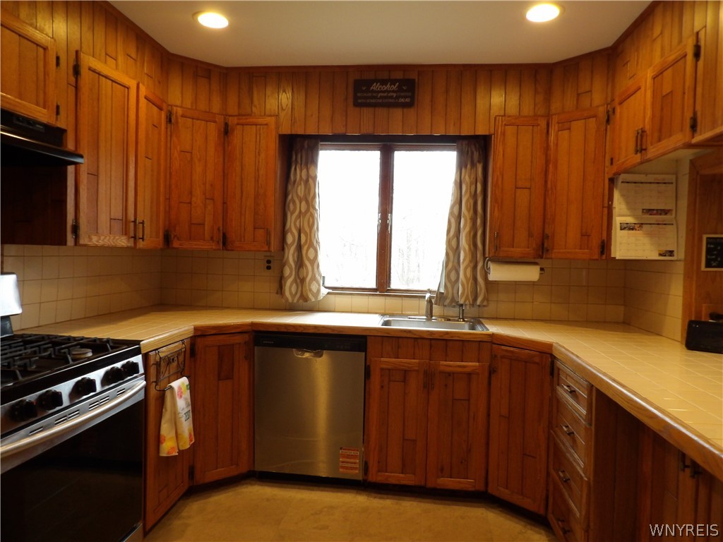 53 Church Street Yates, NY 14098 - Photo 10 of 43 Kitchen- brand new dishwasher