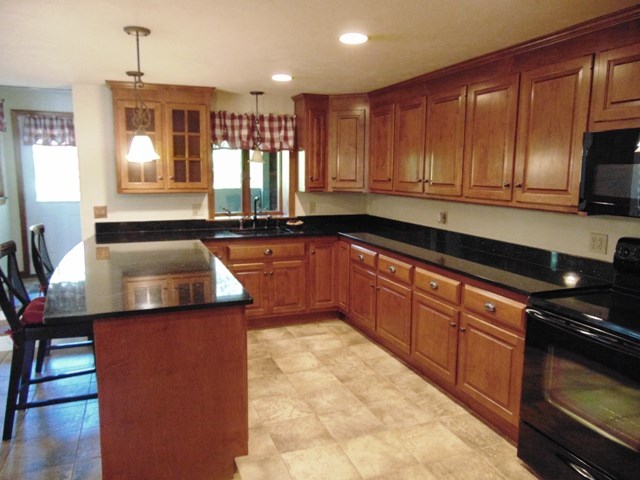 810 Snake Hill Road Burrillville, RI 02830 - Photo 3 of 40