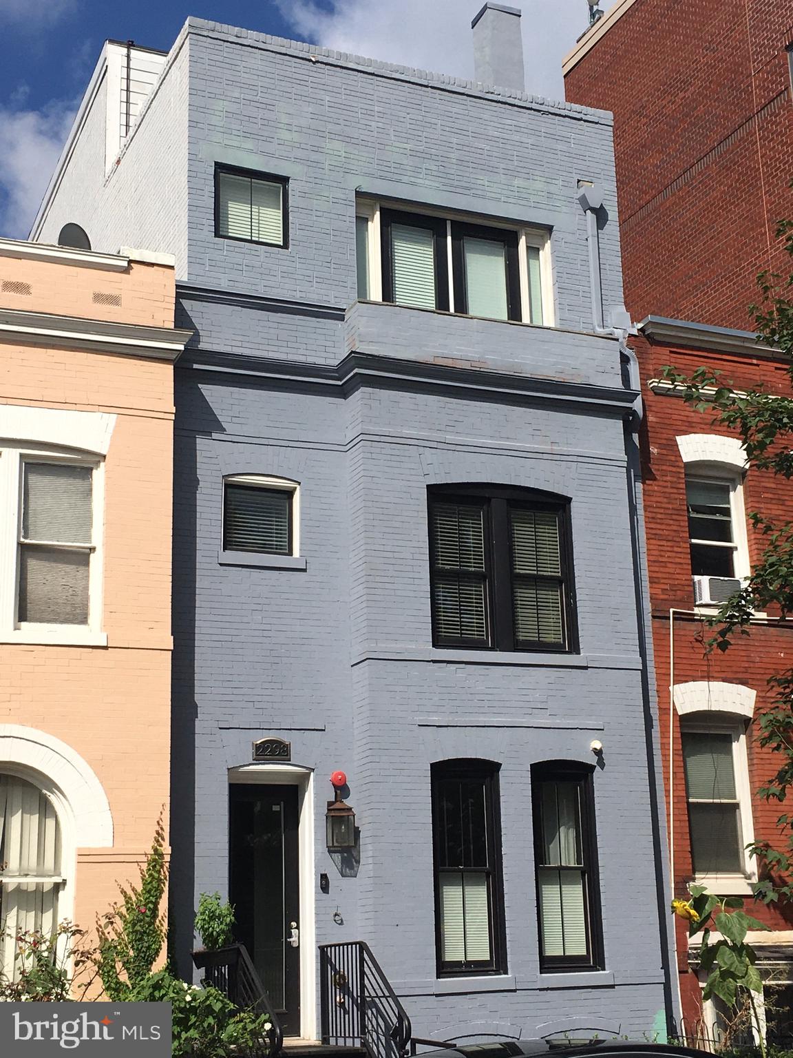 2298 Champlain Street Northwest, Unit B Washington, DC 20009 - Photo 3 of 65