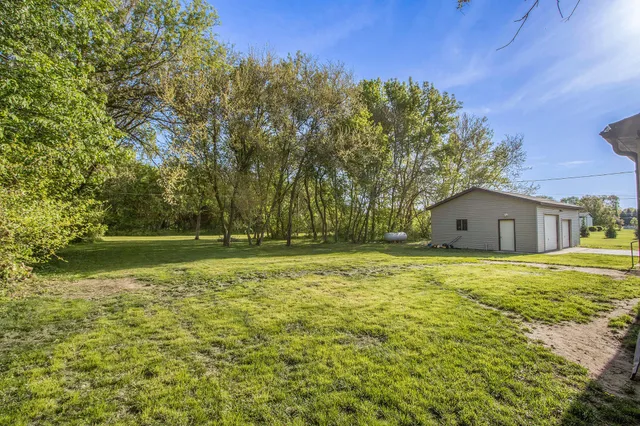 $255,000 | 115 East X Y Avenue, Vicksburg, MI 49097