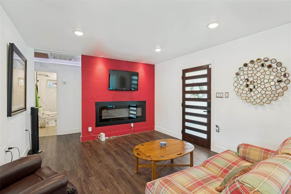 9824 Witham Street Dallas, TX 75220 - Photo 4 of 25 Living room - electric fireplace