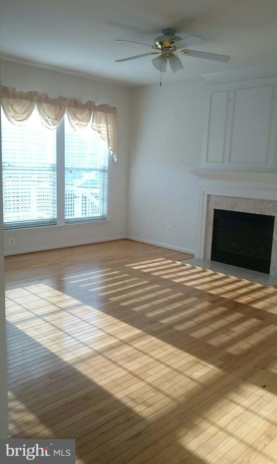 2459 Leyland Ridge Road Herndon, VA 20171 - Photo 12 of 30 Interior (General)