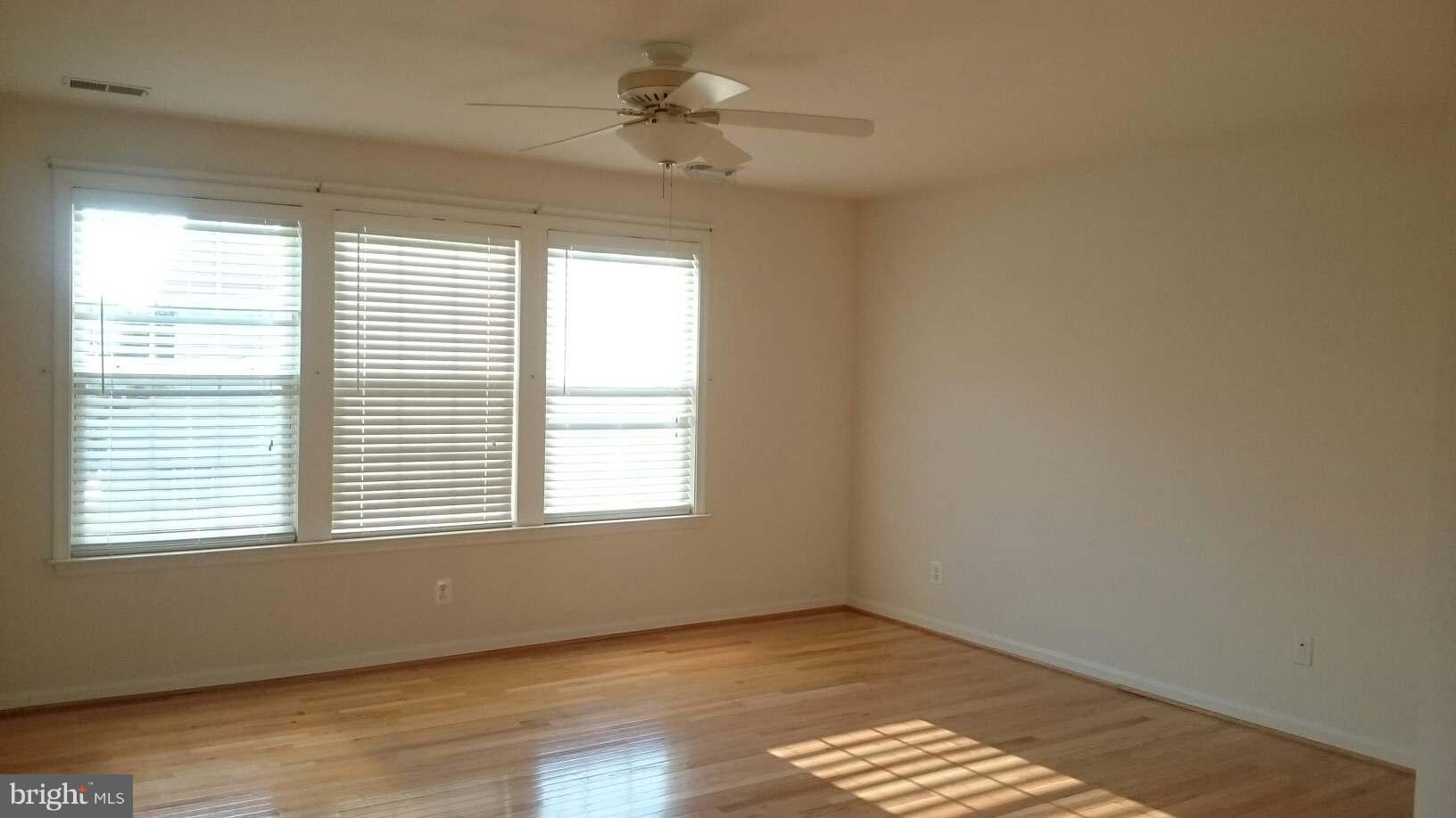 2459 Leyland Ridge Road Herndon, VA 20171 - Photo 17 of 30 Bedroom (Master)