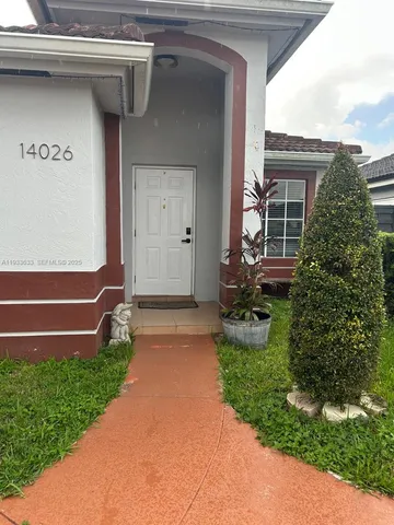 $2,900 | 14026 Southwest 151st Court, Miami, FL 33196