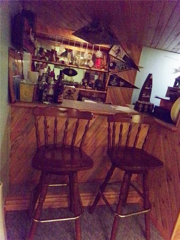 111 Cherry Valley Road Saxonburg, PA 16056 - Photo 20 of 20 Built in Bar