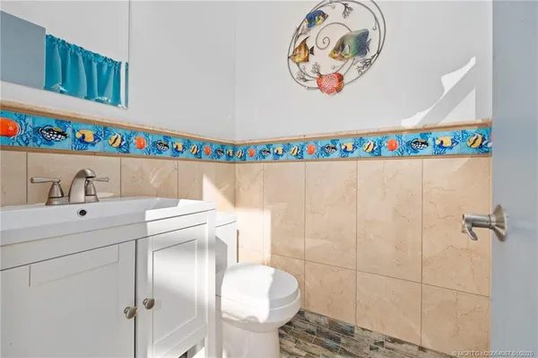 $950,000 | 4599 Southeast Halston Court, Stuart, FL 34997