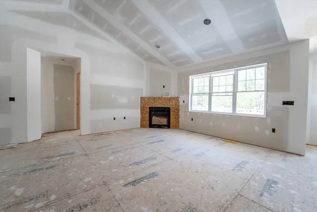 $699,900 | 19 Nicols Way, Unit 19, Easthampton, MA 01027