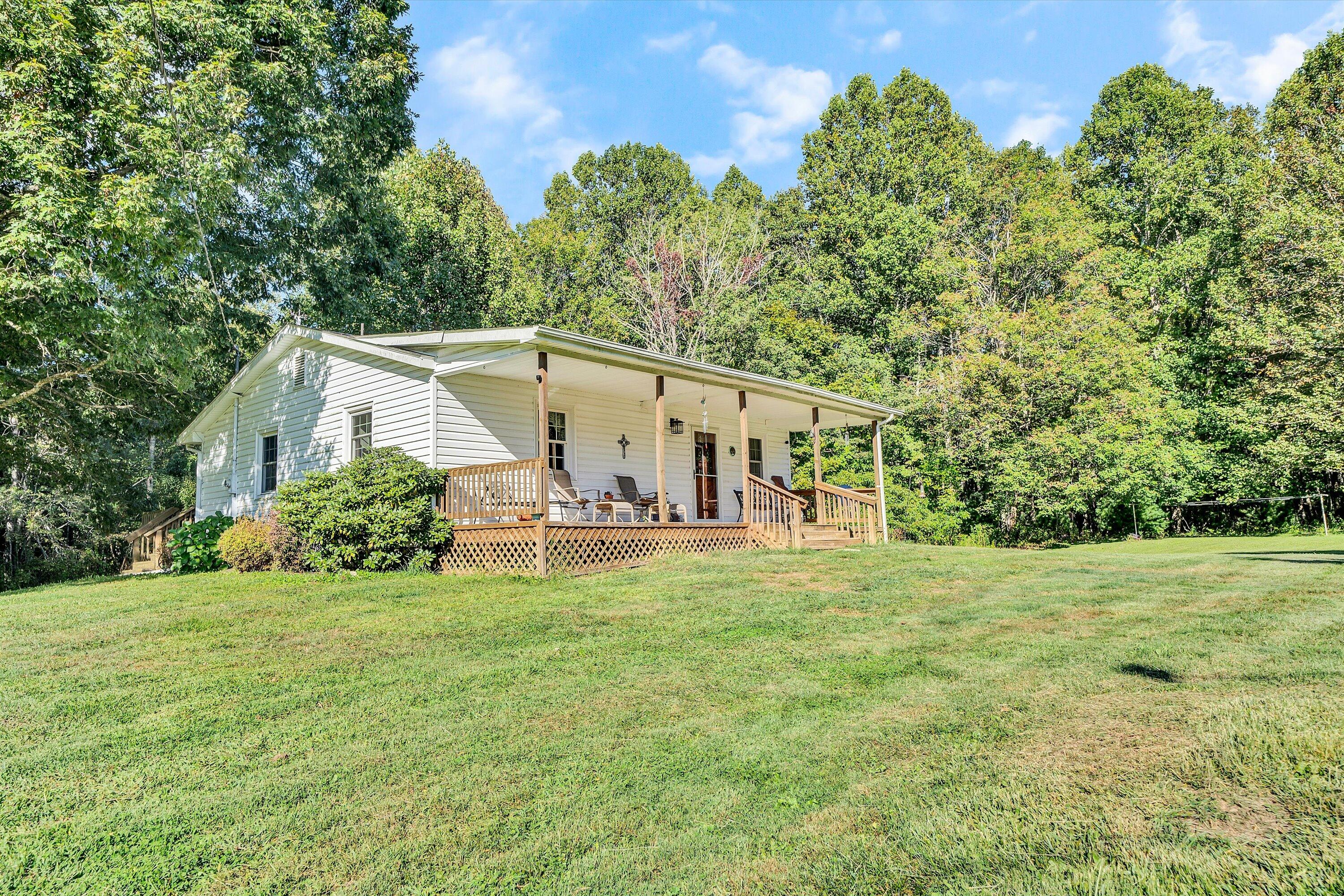 7984 Huff Mill Road Southeast Copper Hill, VA 24079 - Photo 1 of 29 01-SGP-00382